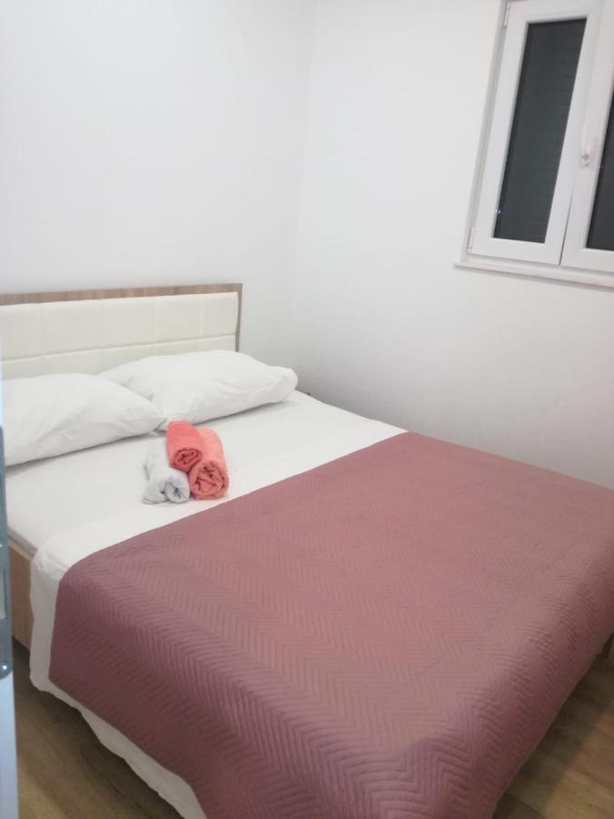 Apartmani Ivica Martic Duce Exterior photo